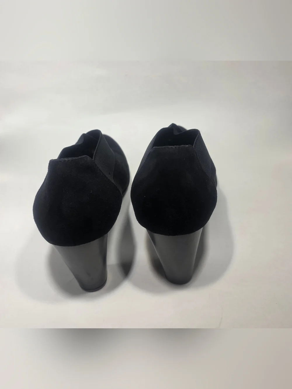 Andrew Geller Black Slip On Heels 9.5M Comfort Stretch Block Heel Shoes